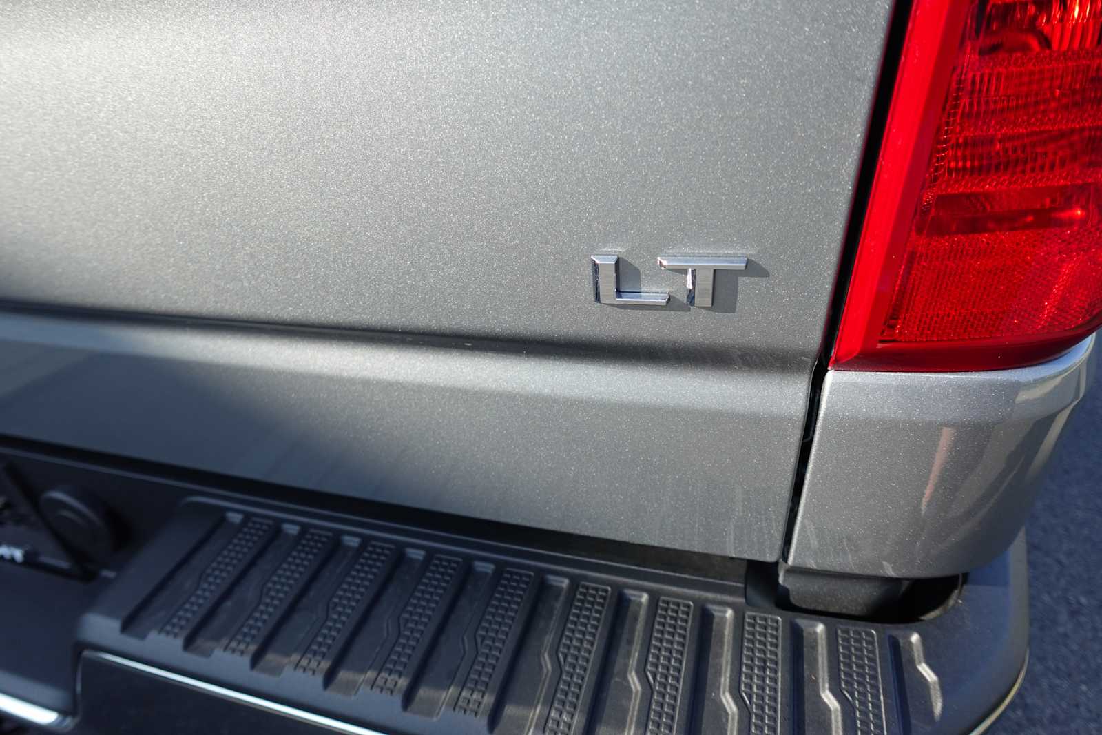 2026 Chevrolet Silverado 1500 LT - Photo 9
