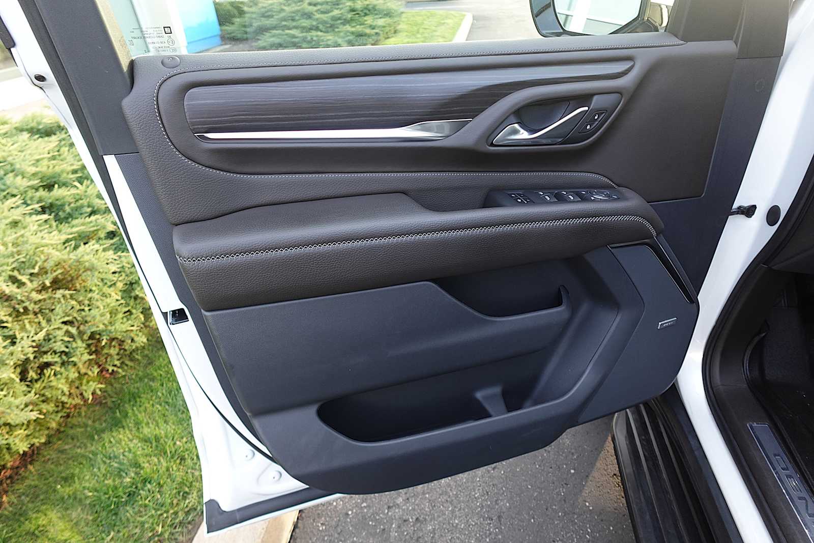 2022 GMC Yukon Denali - Photo 11
