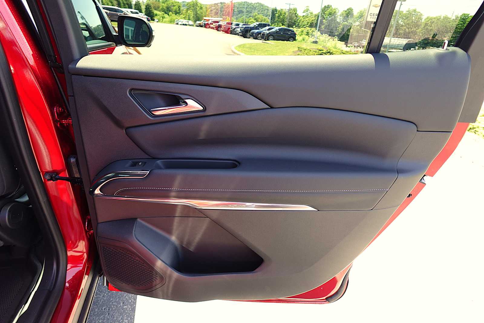 2026 Chevrolet Traverse LT - Photo 25