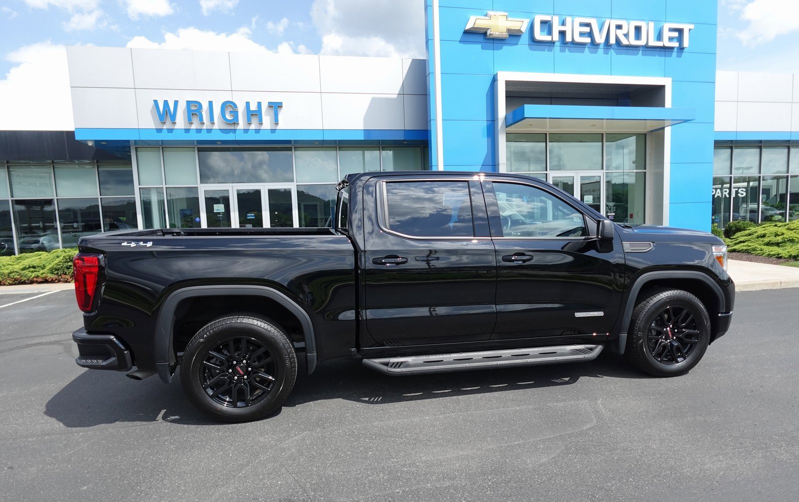 Used 2022 GMC Sierra 1500 Limited Elevation with VIN 3GTP9CEK1NG177367 for sale in Baden, PA