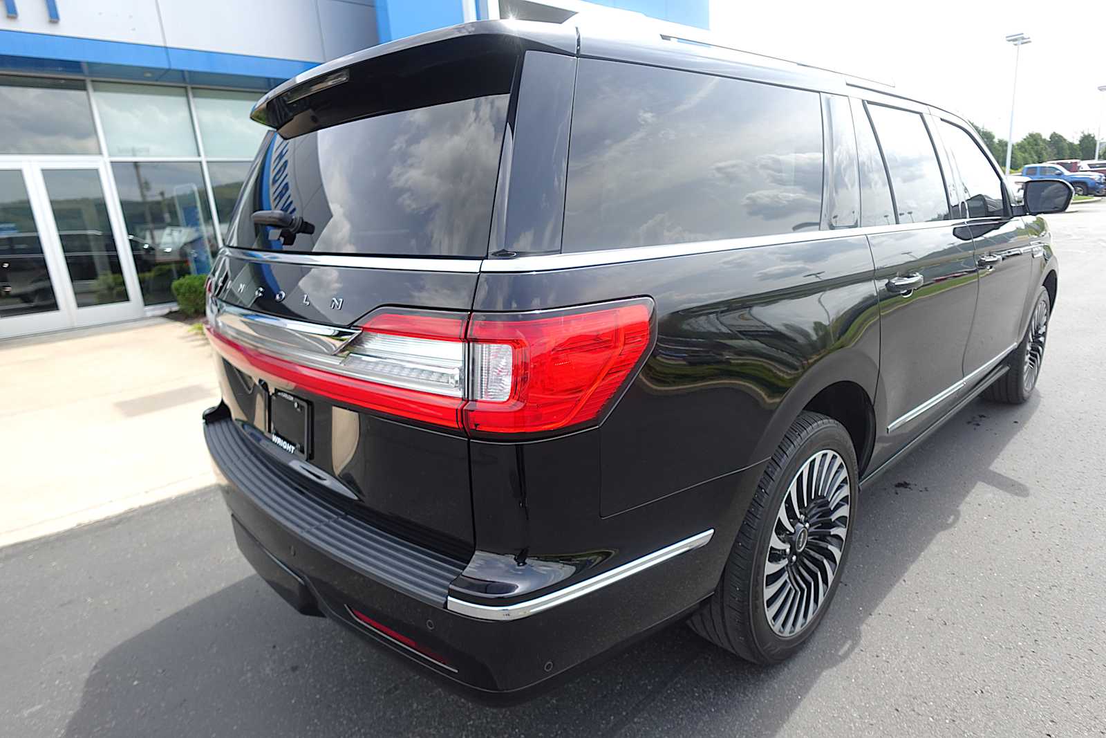 2021 Lincoln Navigator L photo 3