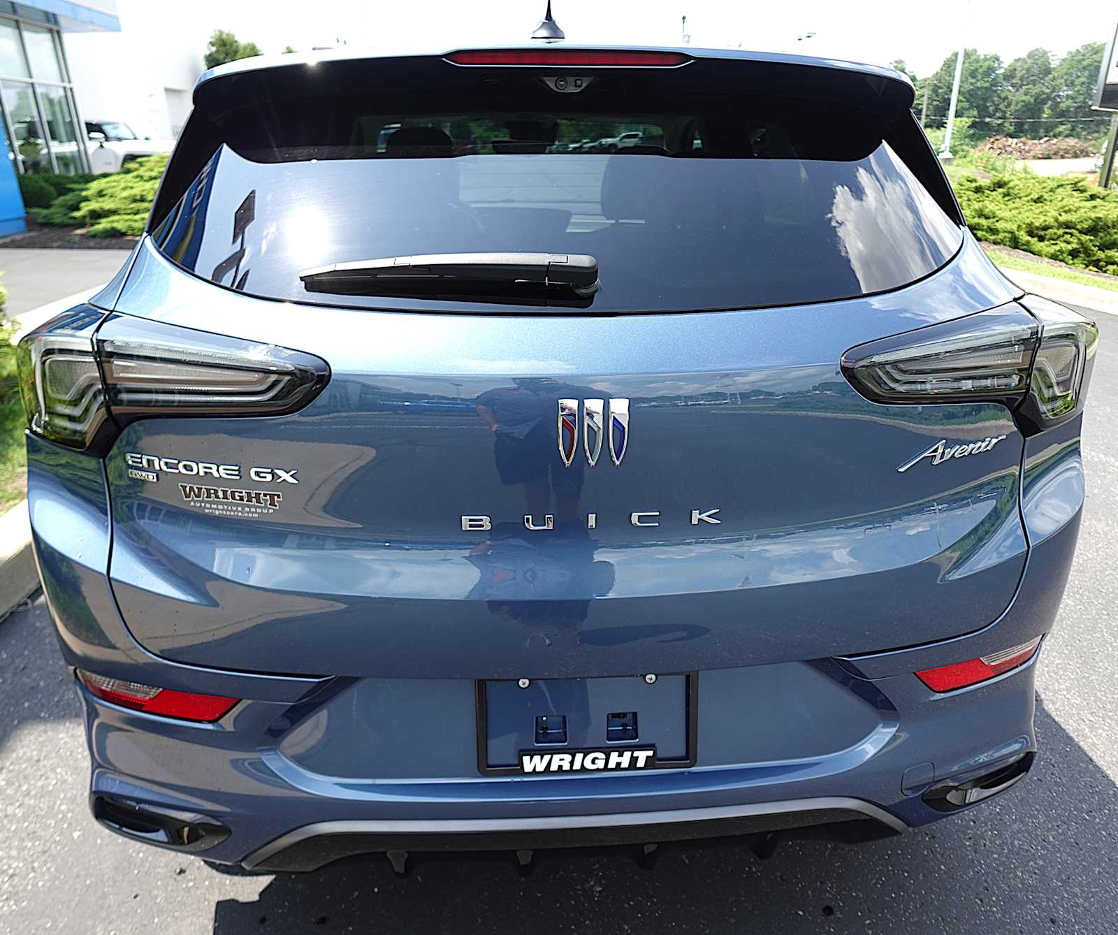 2024 Buick Encore GX Avenir photo 4