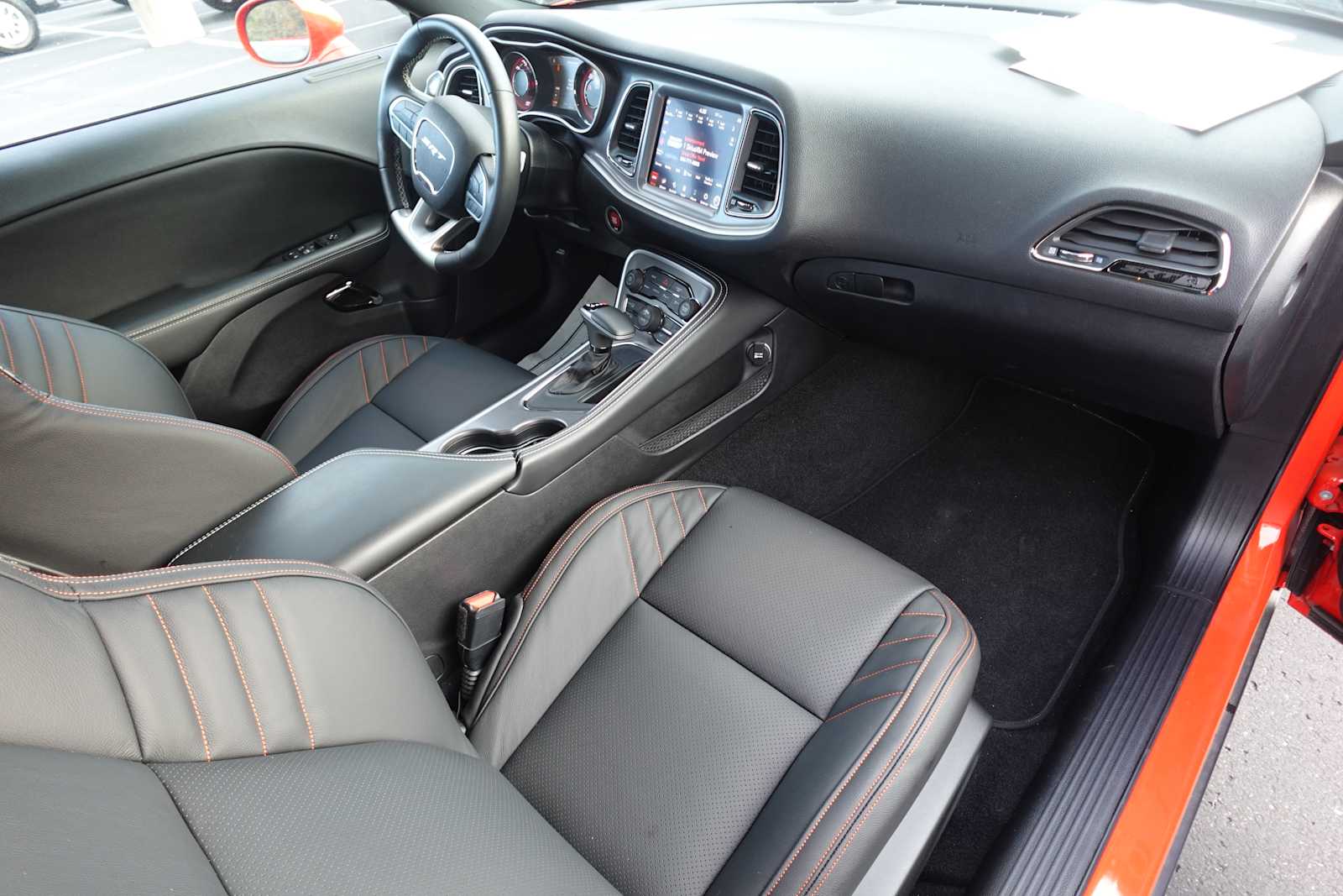 2022 Dodge Challenger SRT - Photo 27