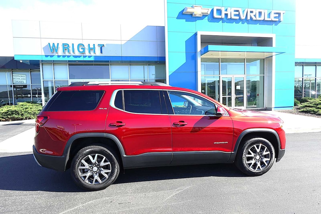 Used 2023 GMC Acadia SLE SUV