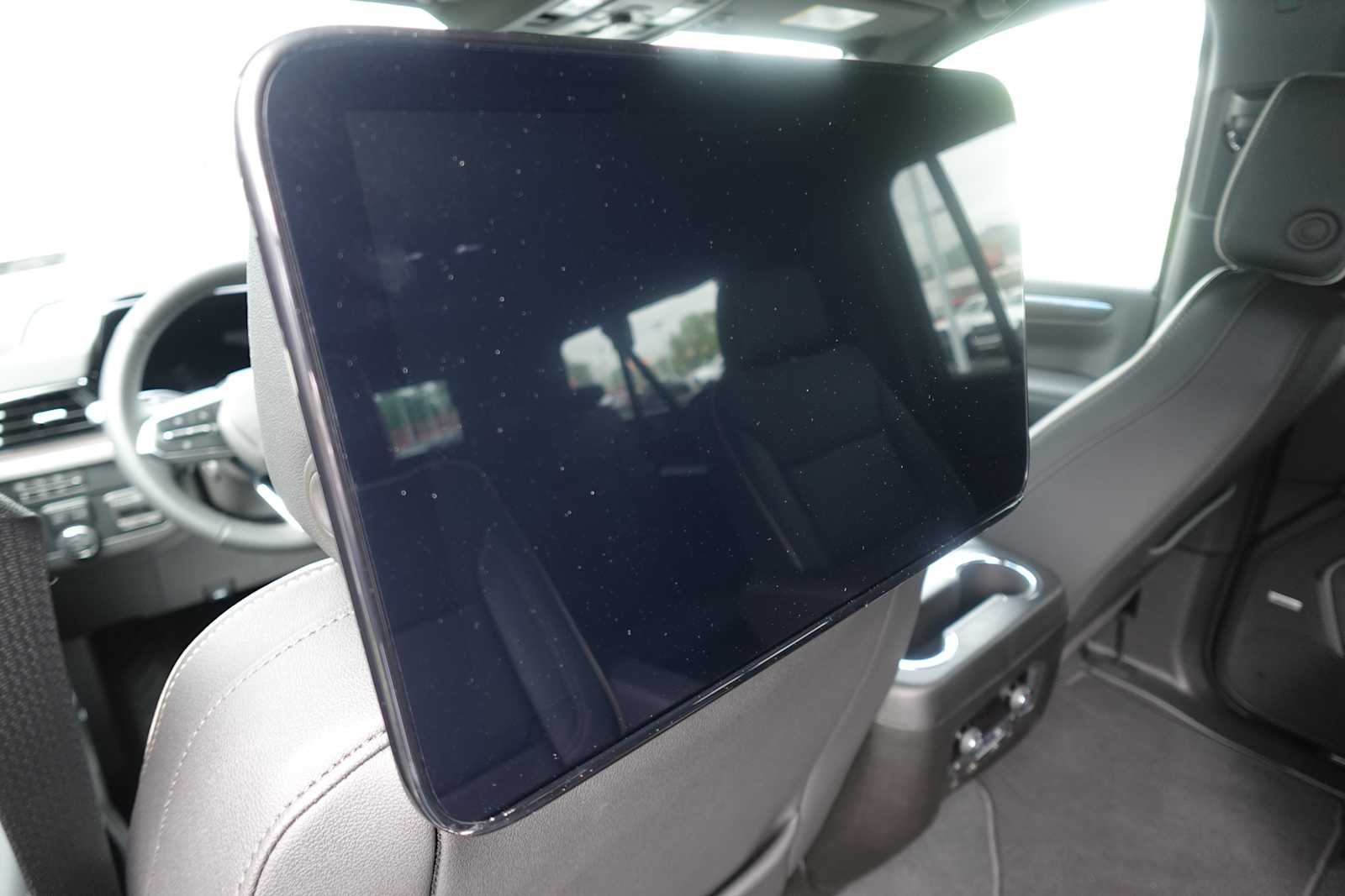 2025 Chevrolet Suburban Premier - Photo 29