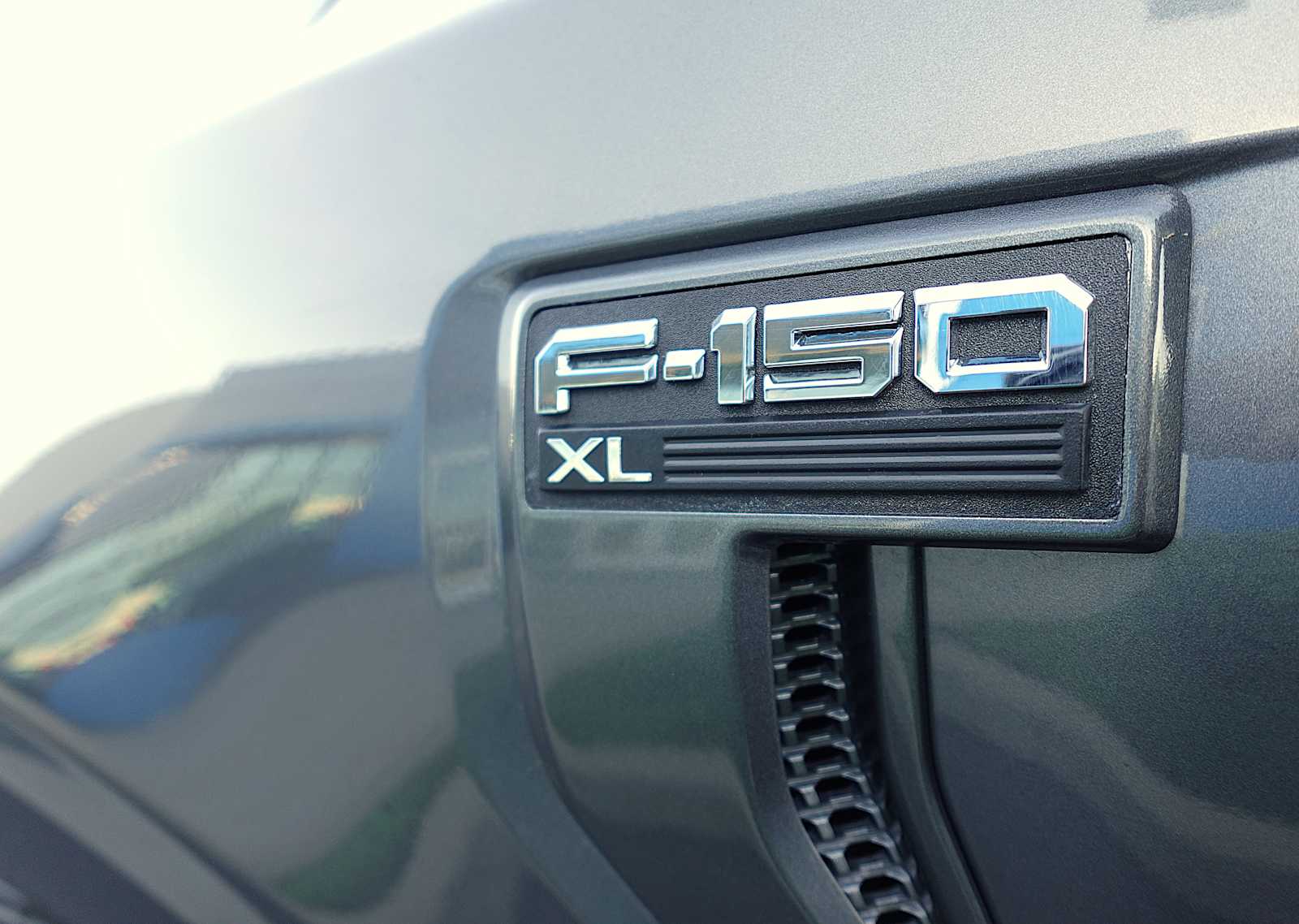 2025 Ford F-150 XL - Photo 10