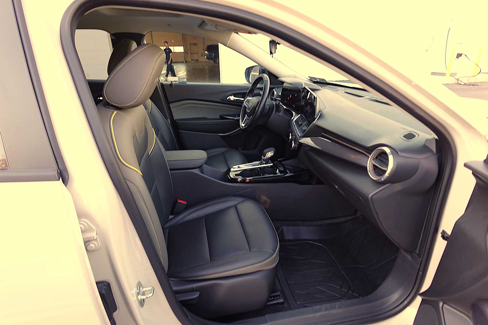2026 Chevrolet Trax Activ - Photo 28