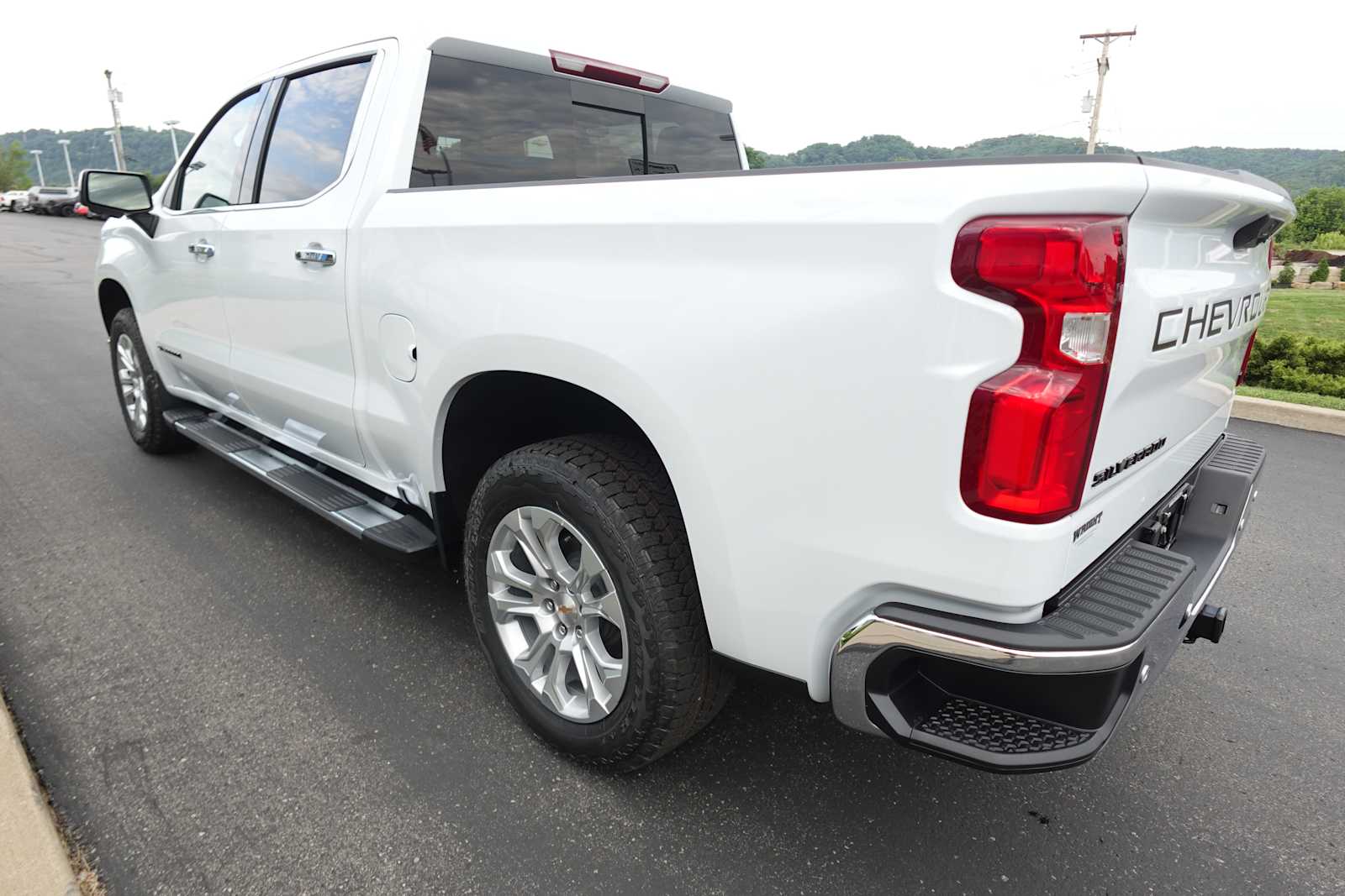 2026 Chevrolet Silverado 1500 LTZ - Photo 6
