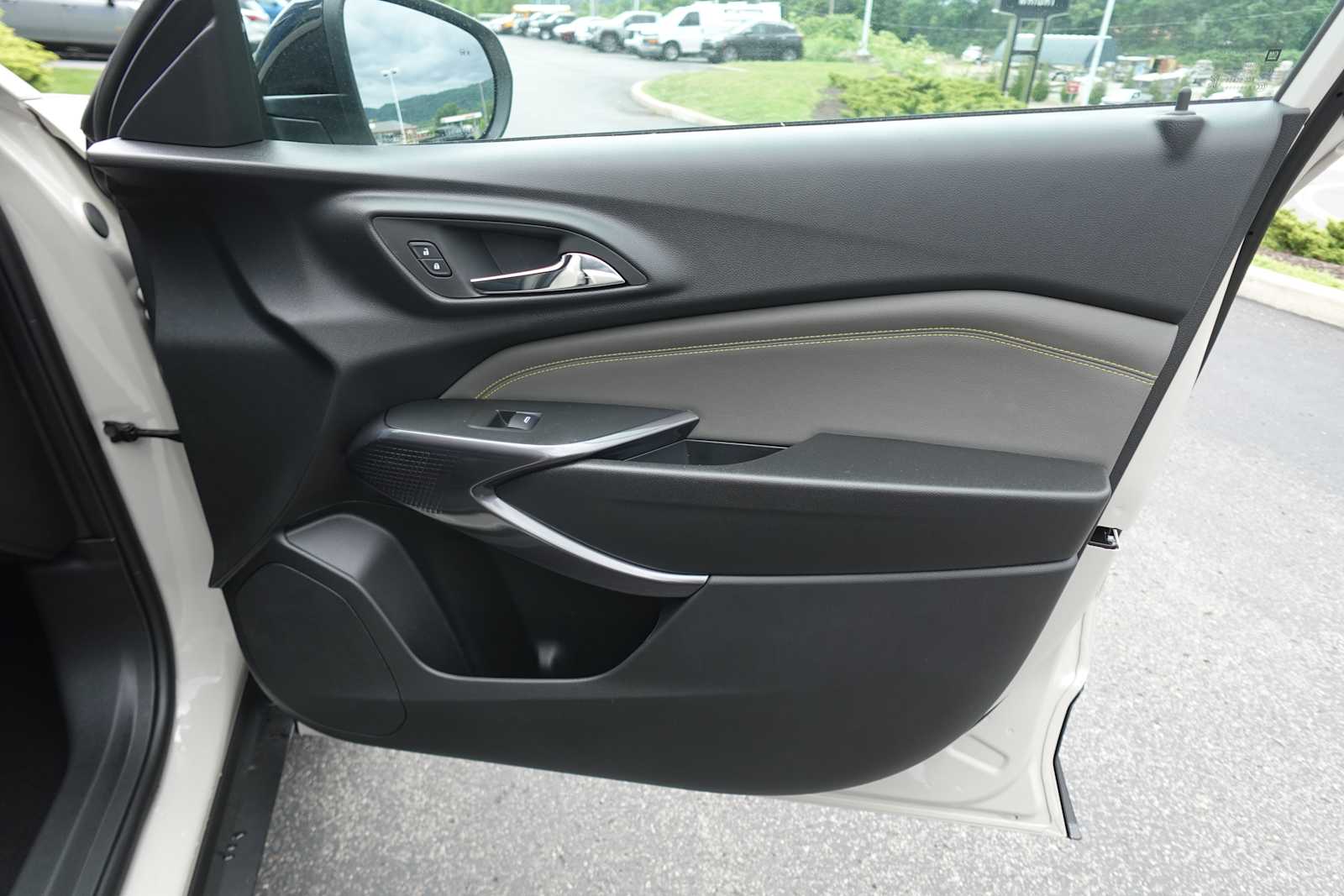 2026 Chevrolet Trax Activ - Photo 27