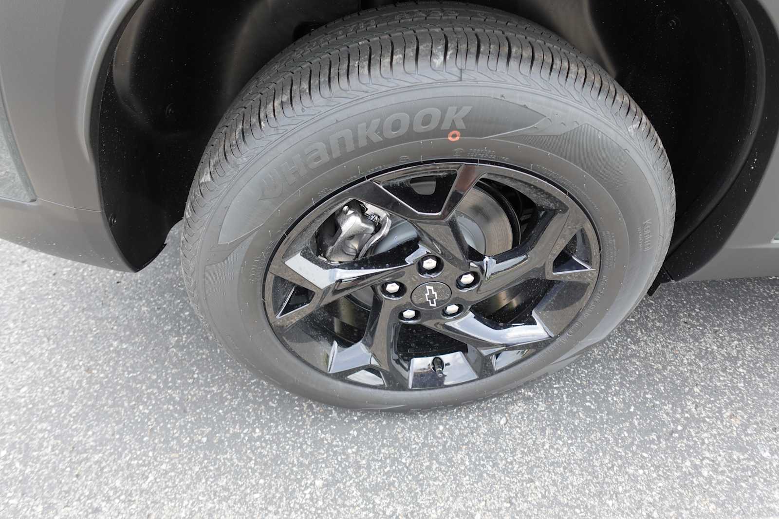 2026 Chevrolet Trax LT - Photo 30