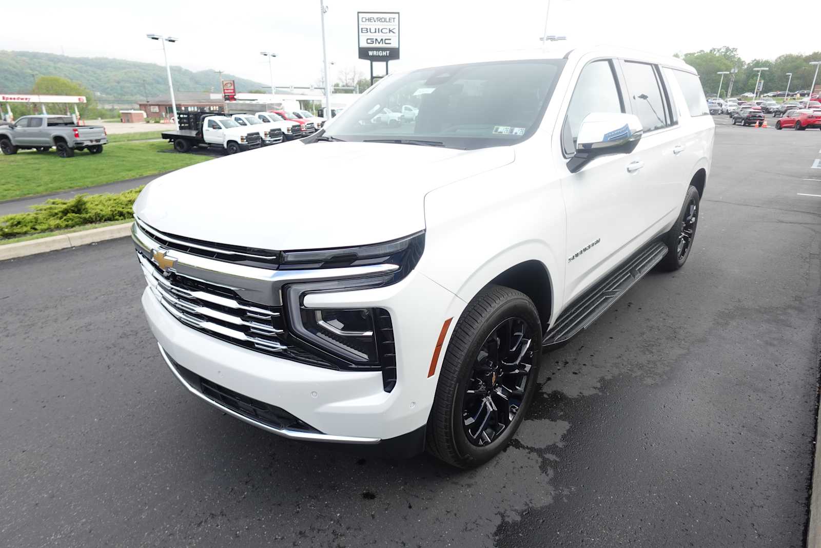 2025 Chevrolet Suburban Premier - Photo 7