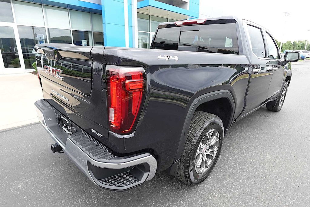 New 2026 GMC Sierra 1500 SLT Truck