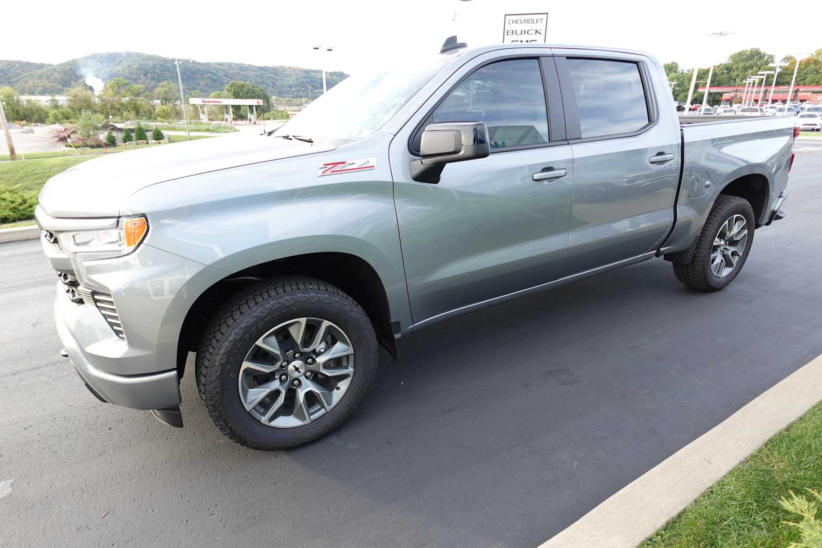 2026 Chevrolet Silverado 1500 RST - Photo 7