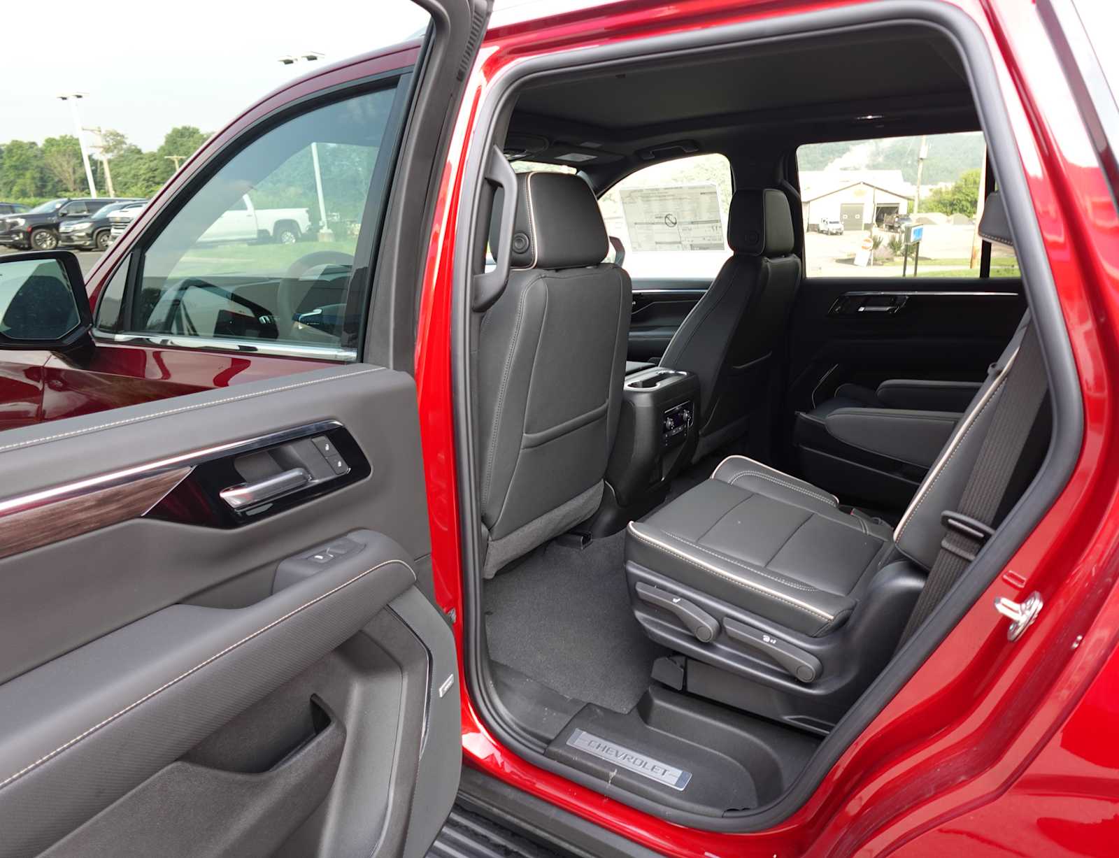 2026 Chevrolet Tahoe Premier - Photo 26
