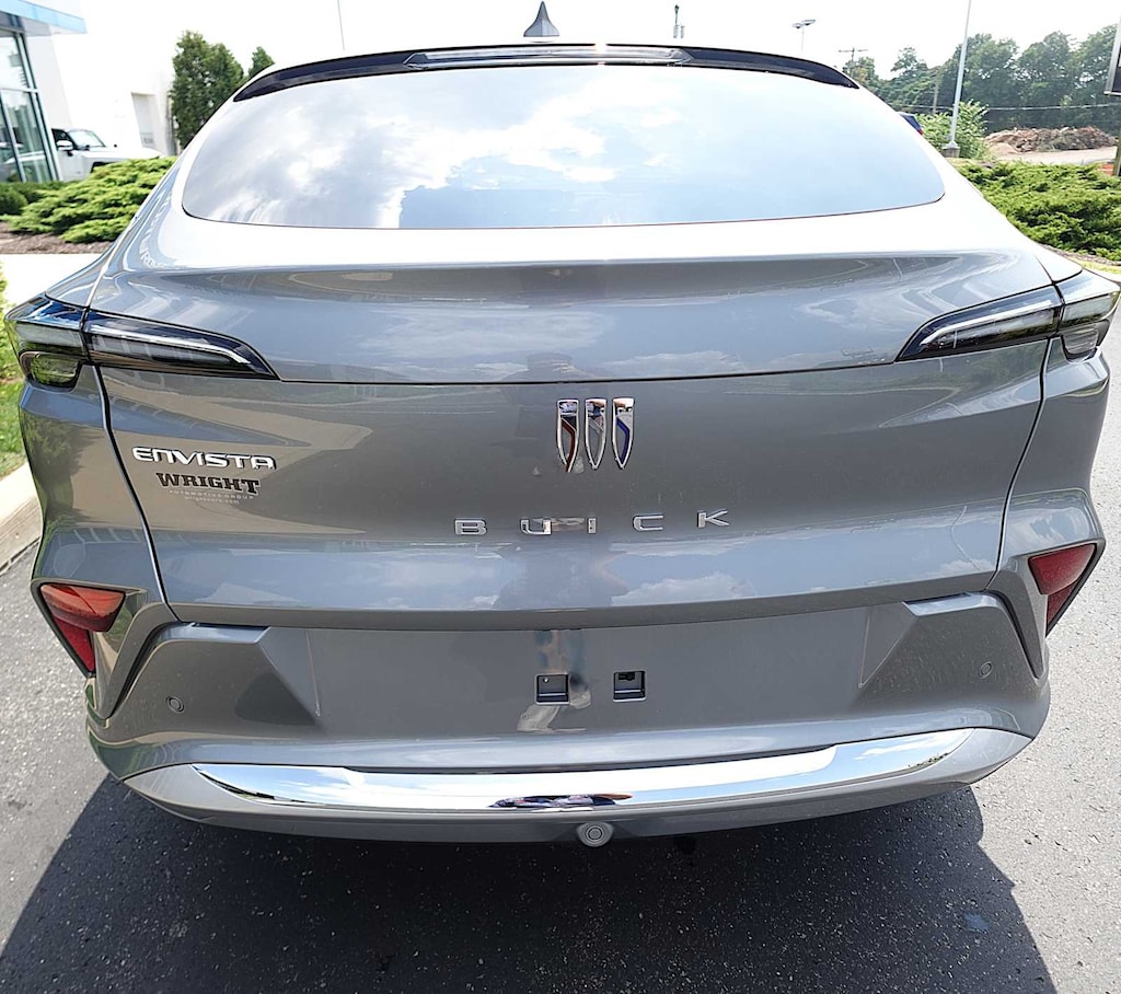 New 2025 Buick Envista Avenir SUV