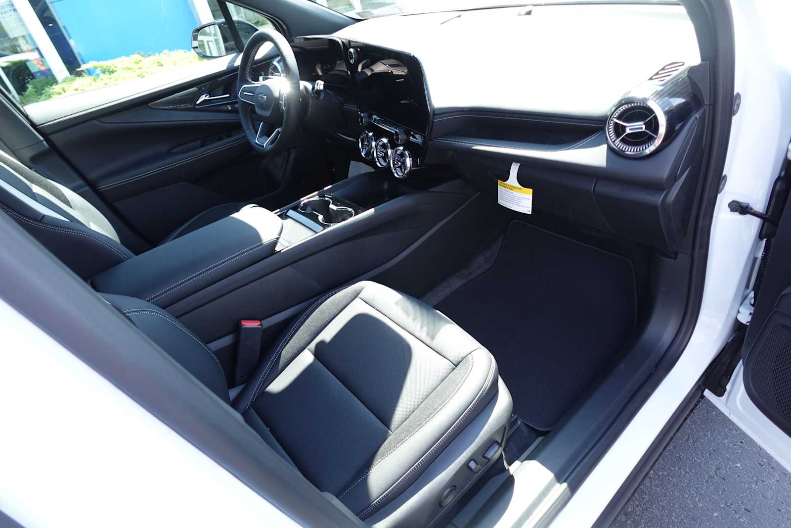 2026 Chevrolet Blazer EV LT - Photo 30