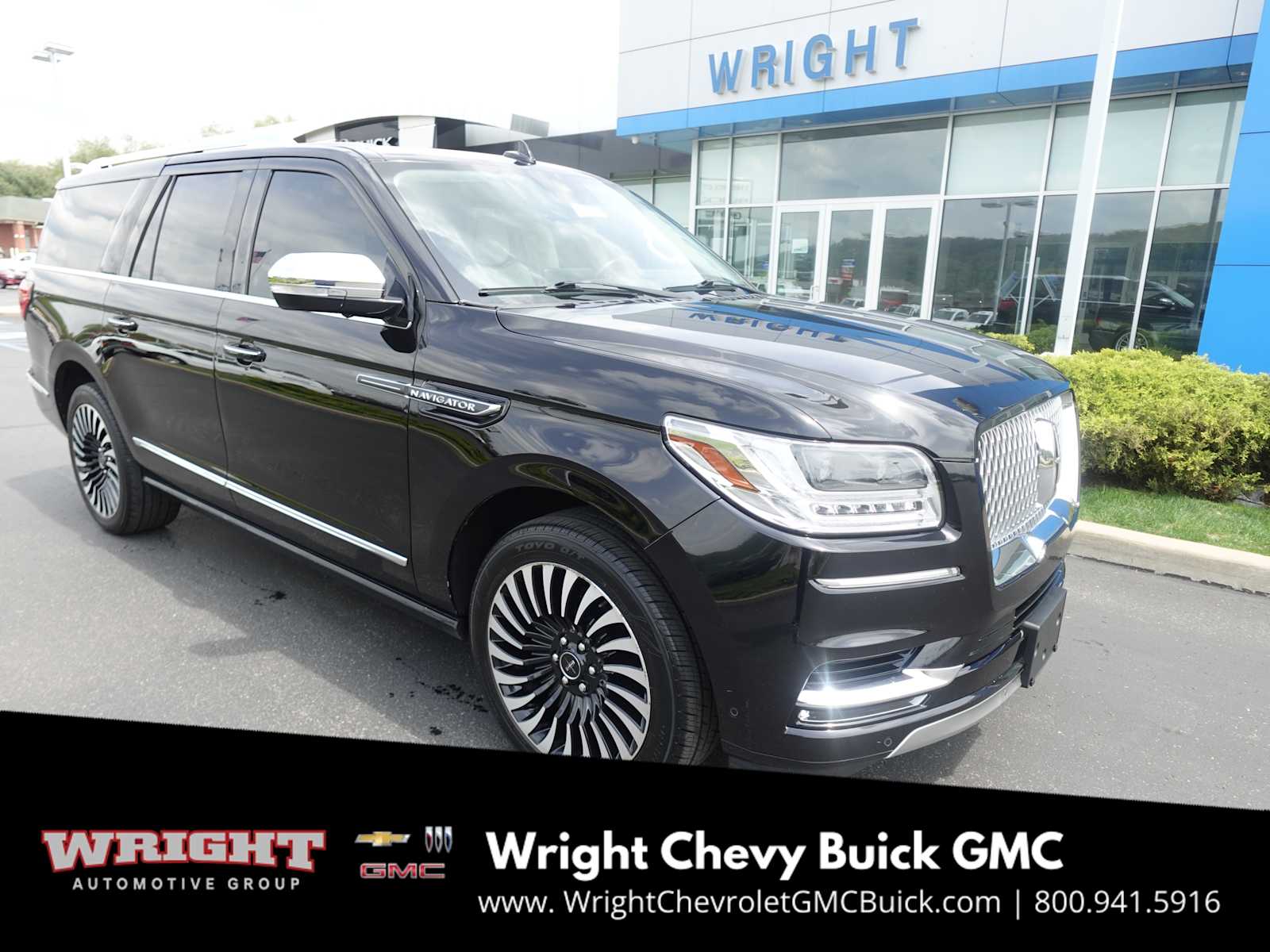 2021 Lincoln Navigator Black Label L's photo