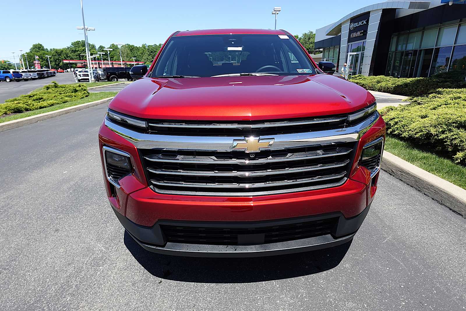 2026 Chevrolet Traverse LT - Photo 8