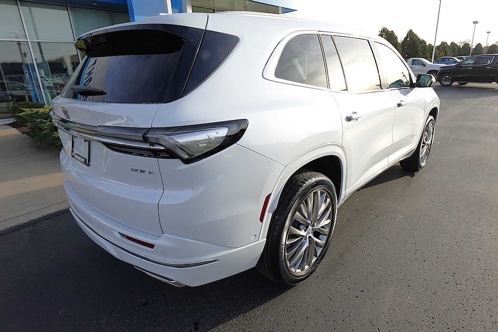 New 2026 Buick Enclave Avenir SUV