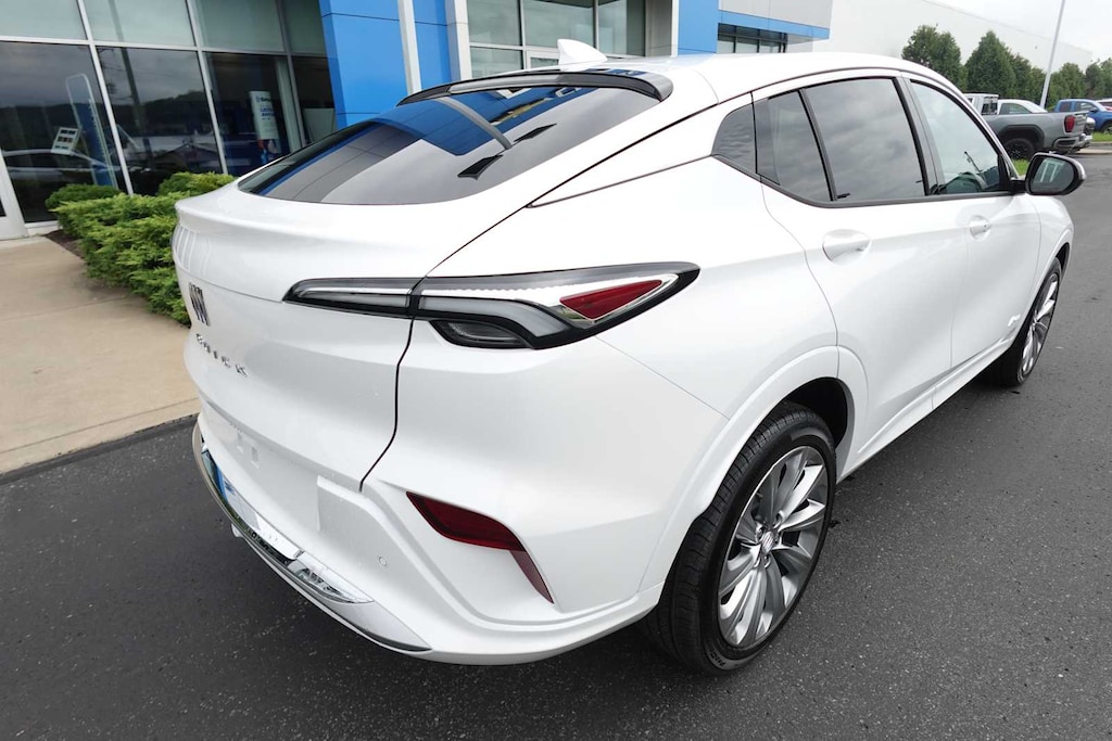 New 2026 Buick Envista Avenir SUV