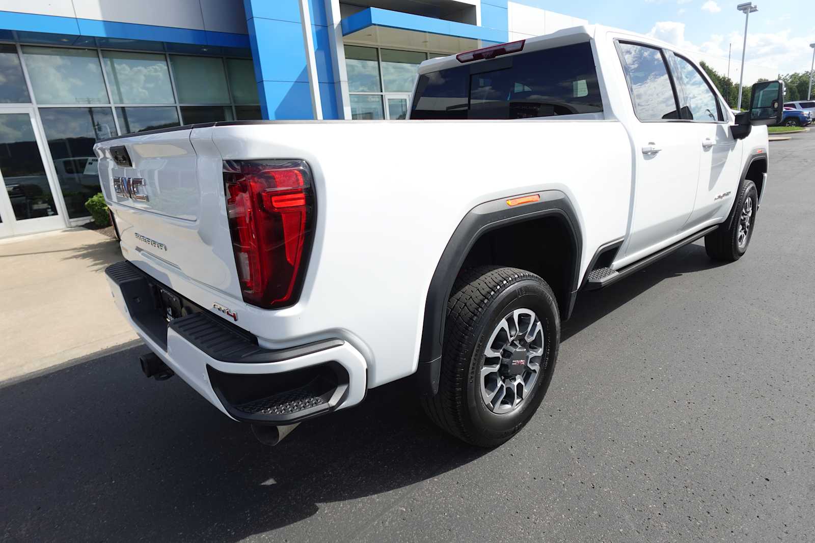 2023 Gmc Sierra 2500 HD AT4 photo 3