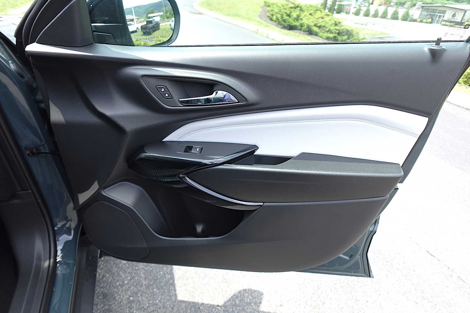 2026 Chevrolet Trax LT - Photo 25