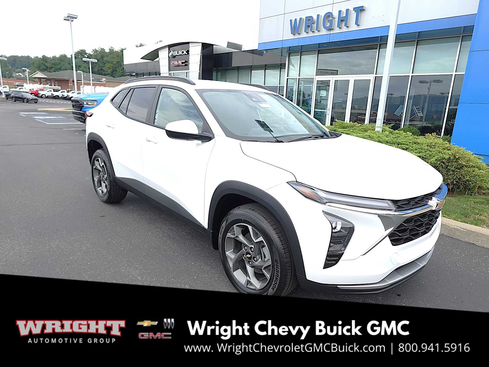 2025 Chevrolet Trax LT's photo