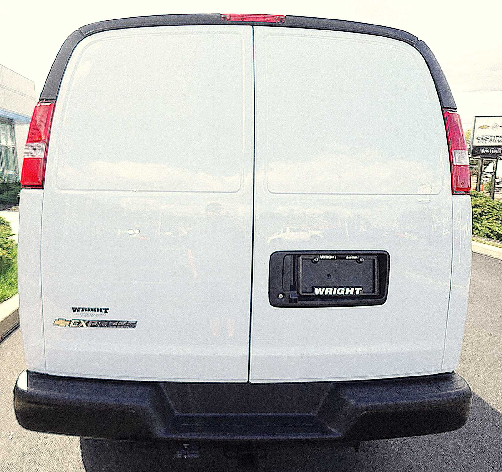 2025 Chevrolet Express Cargo 2500 Van photo 3