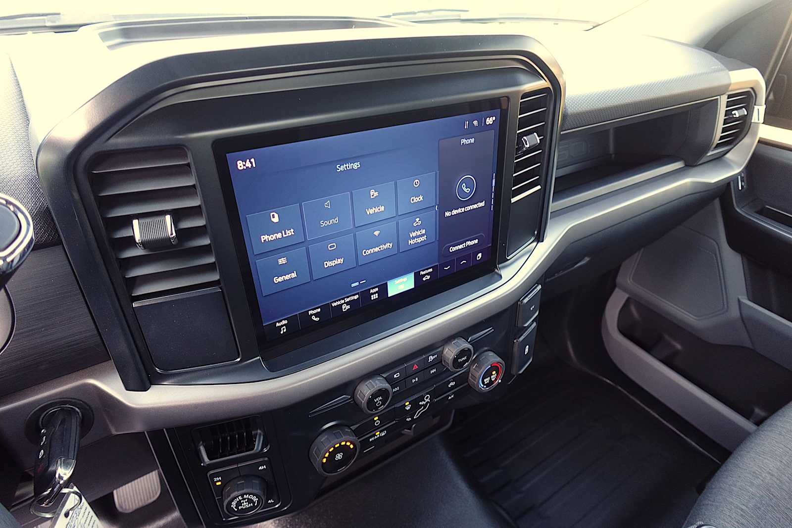 2025 Ford F-150 XL - Photo 19