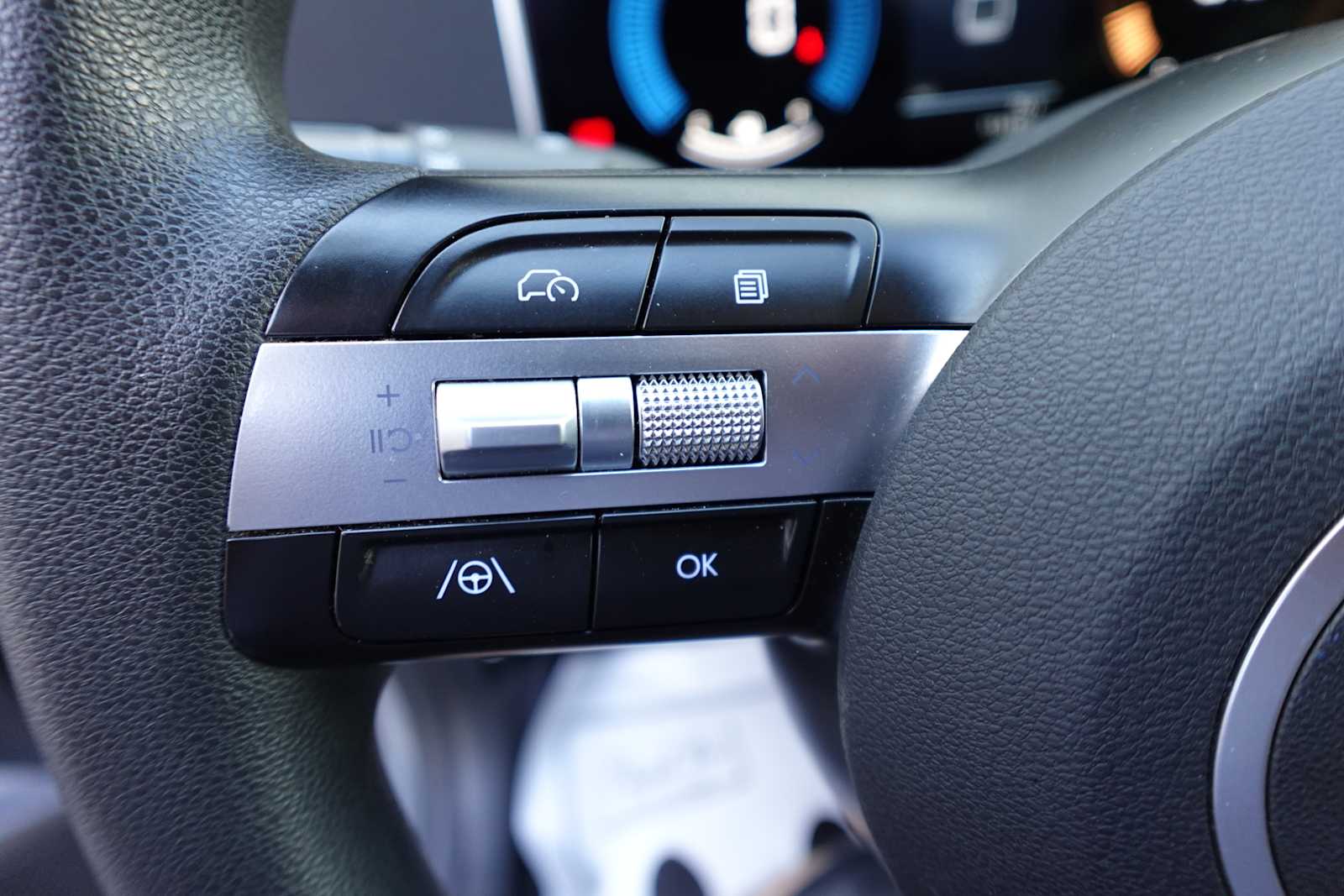 2025 Hyundai Santa Cruz SEL - Photo 15