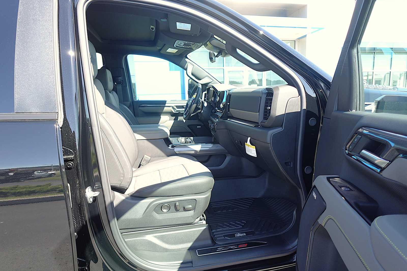 2026 Chevrolet Silverado 2500 HD ZR2 - Photo 39