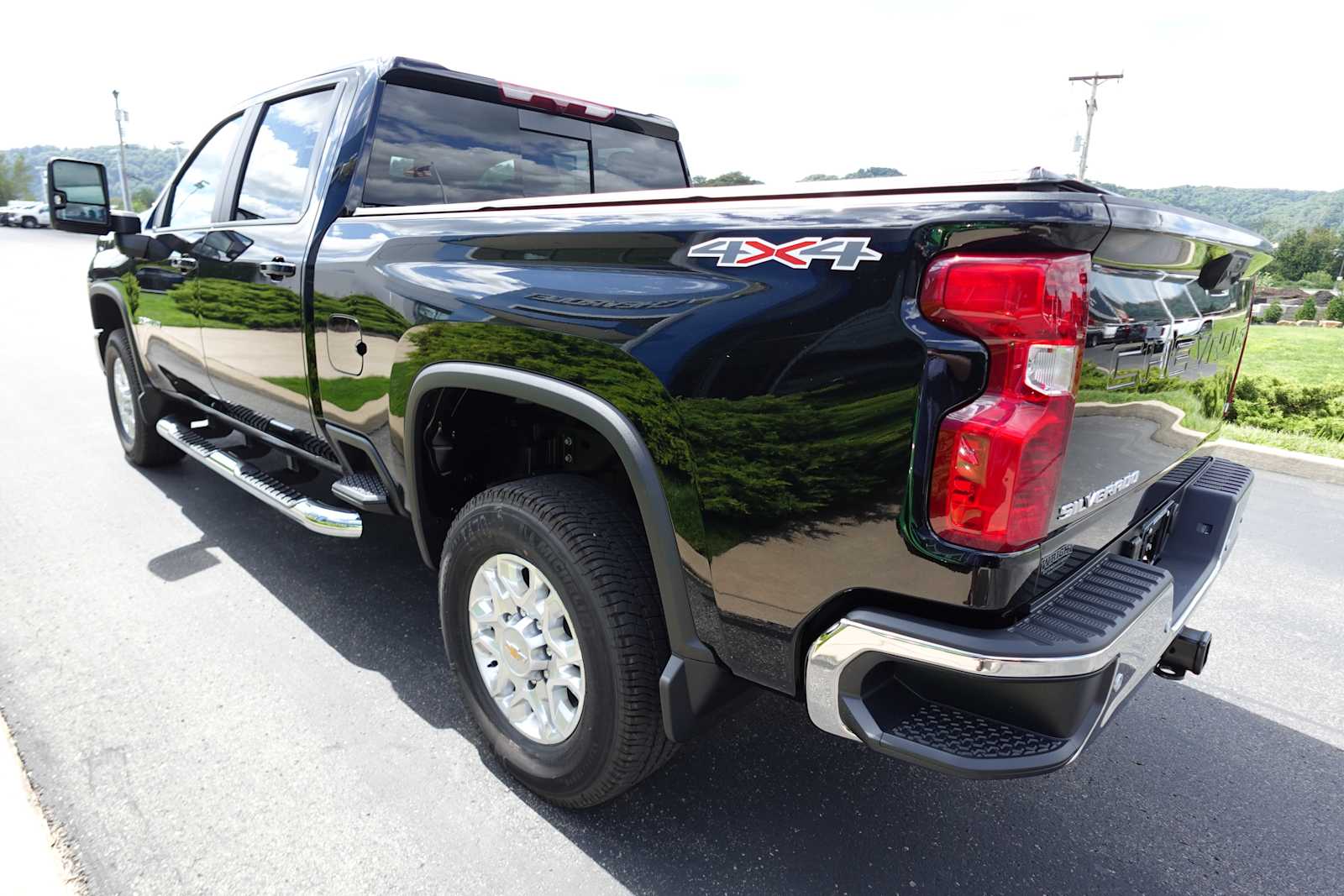 2026 Chevrolet Silverado 3500 HD LT - Photo 6