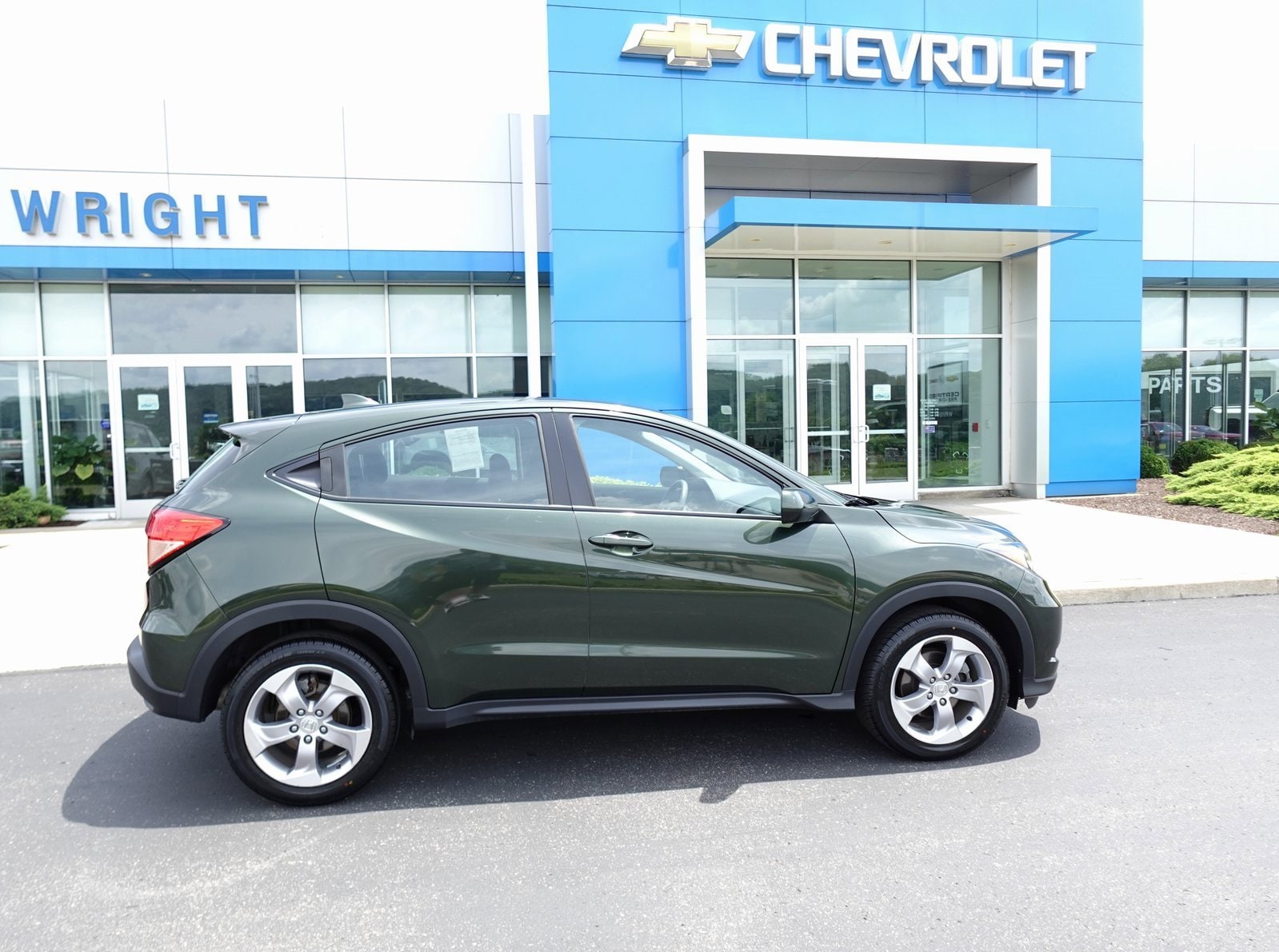 Used 2018 Honda HR-V LX with VIN 3CZRU6H39JG702211 for sale in Baden, PA