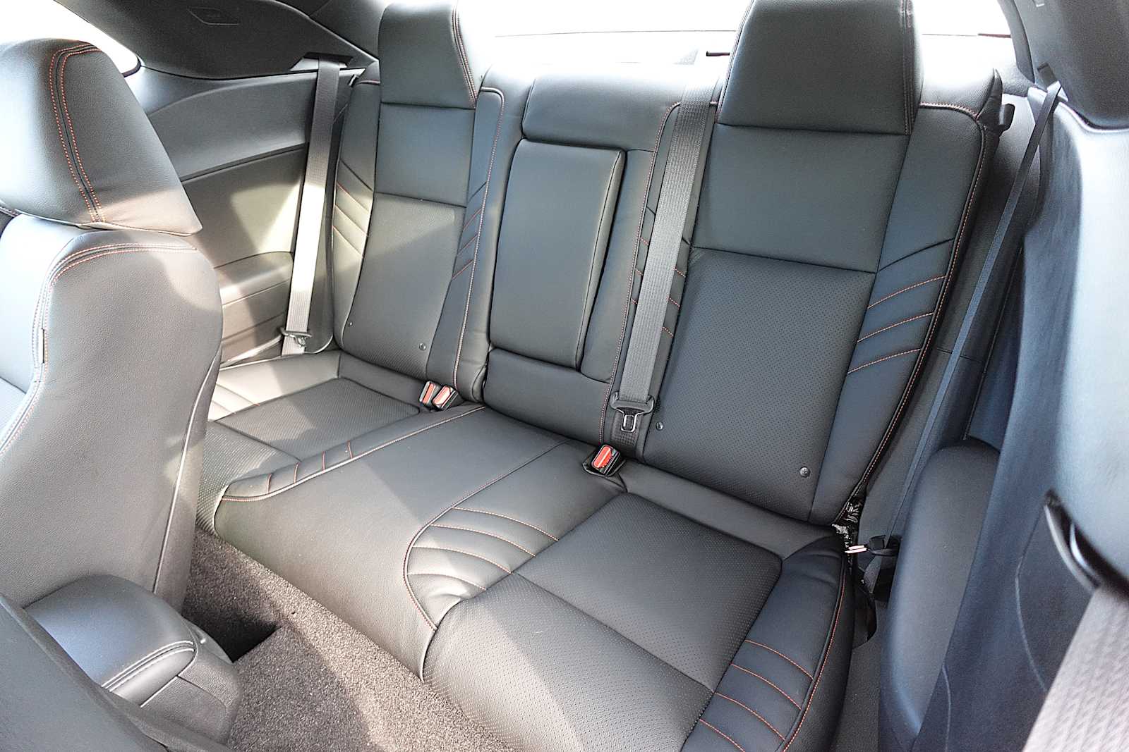 2022 Dodge Challenger SRT - Photo 14