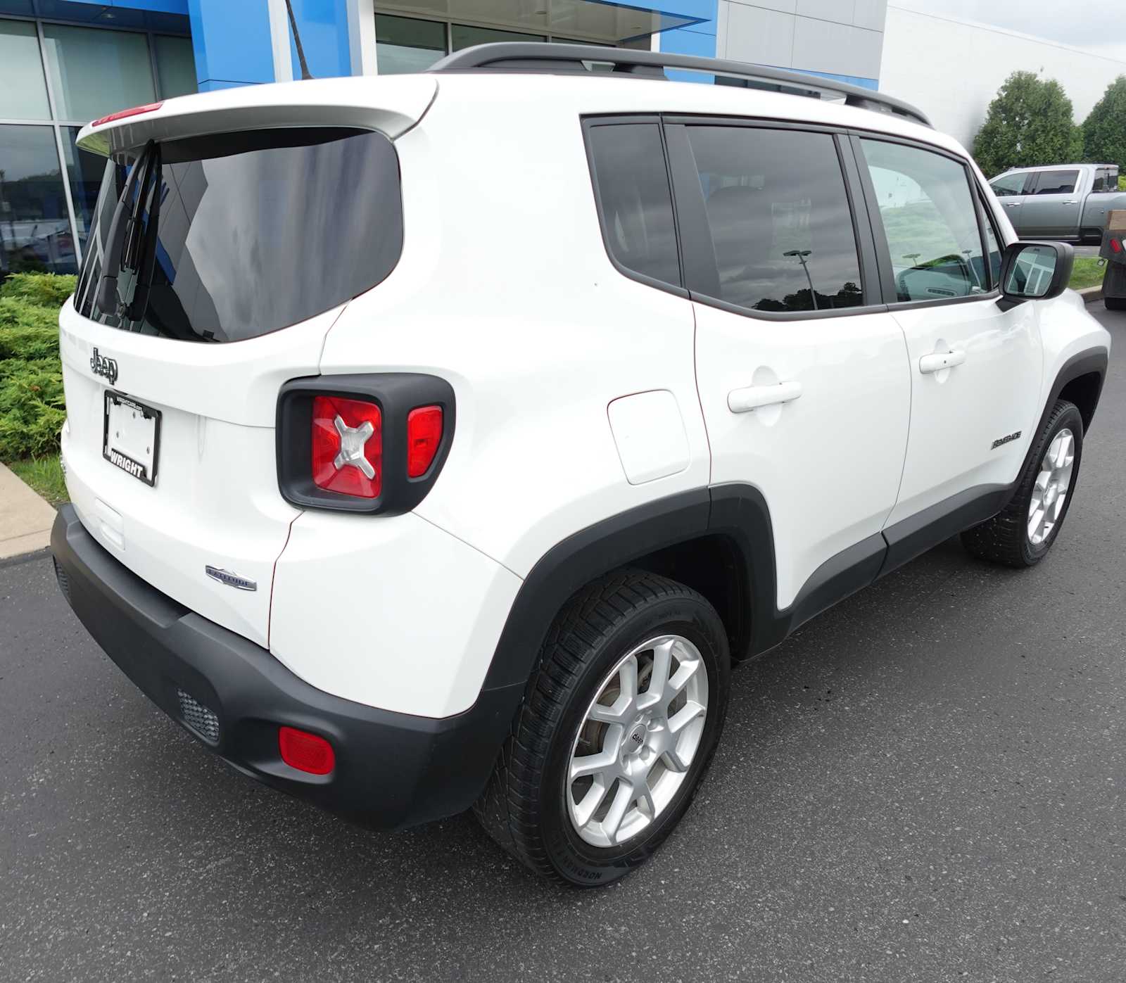 2022 Jeep Renegade Latitude photo 3