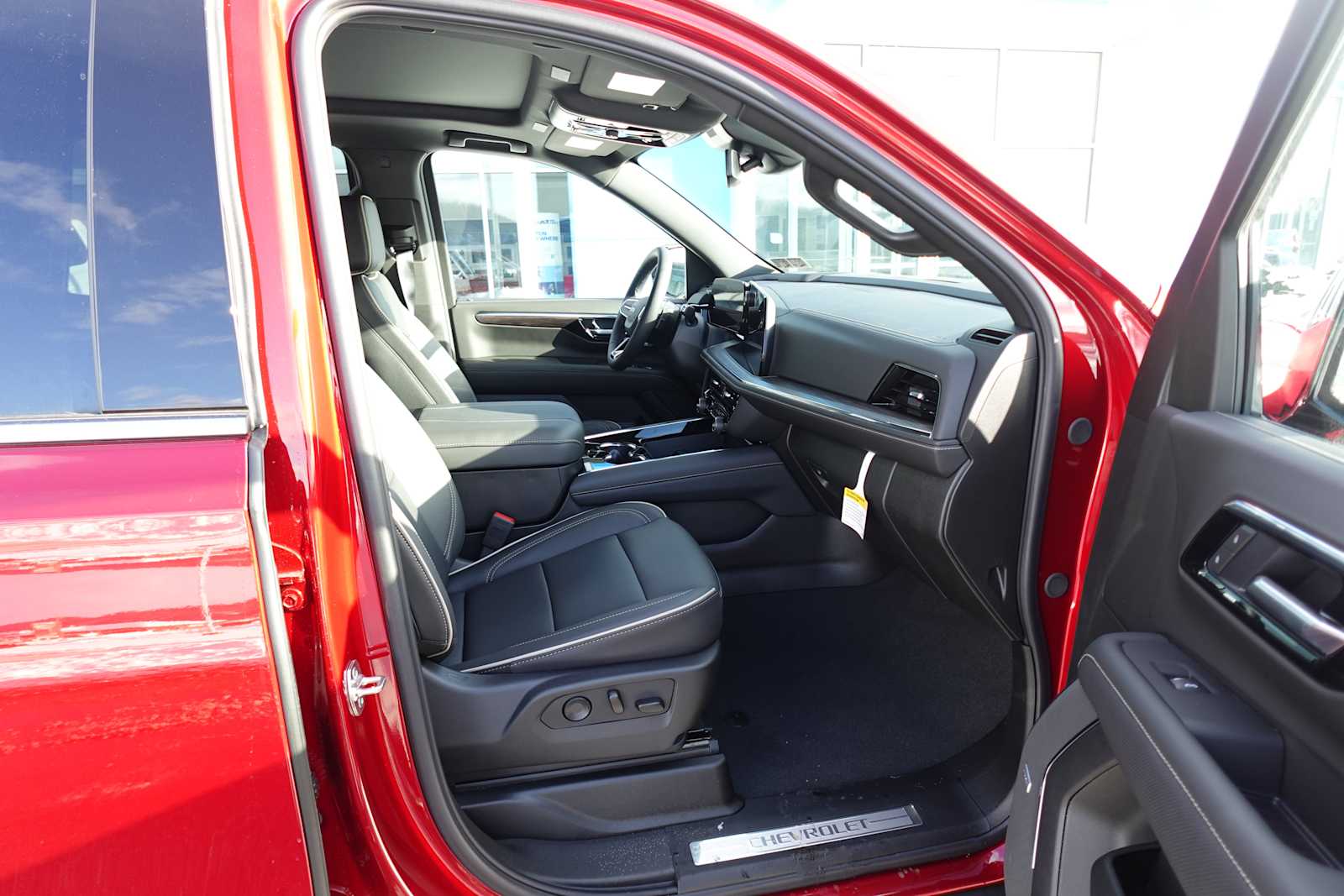 2026 Chevrolet Tahoe Premier - Photo 30