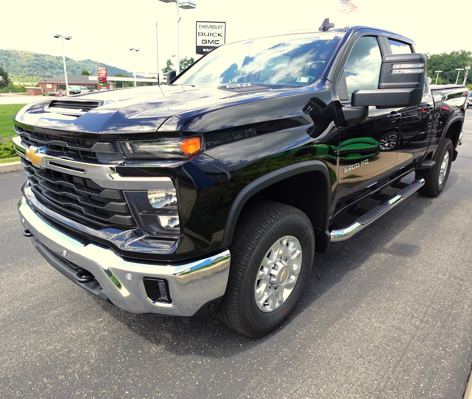 2026 Chevrolet Silverado 3500 HD LT - Photo 8