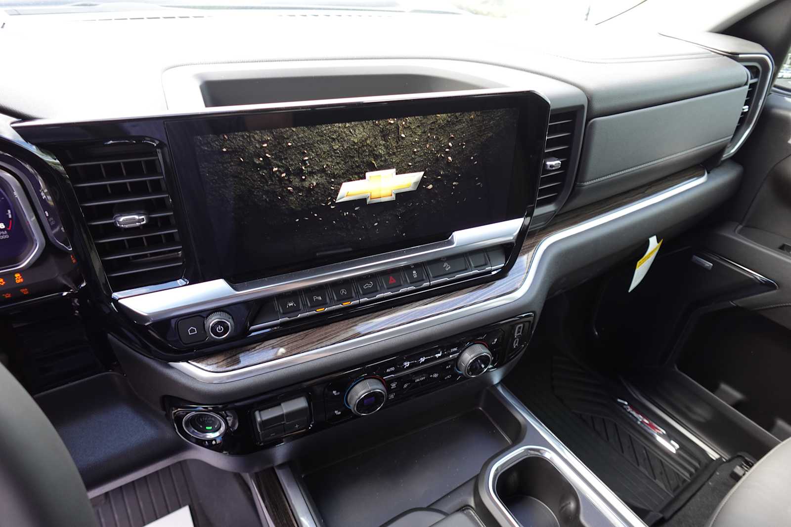 2026 Chevrolet Silverado 1500 LT Trail Boss - Photo 22