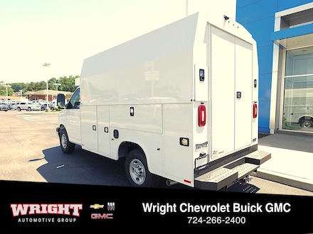 2026 Chevrolet Express Cutaway 3500 1WT Cutaway Van