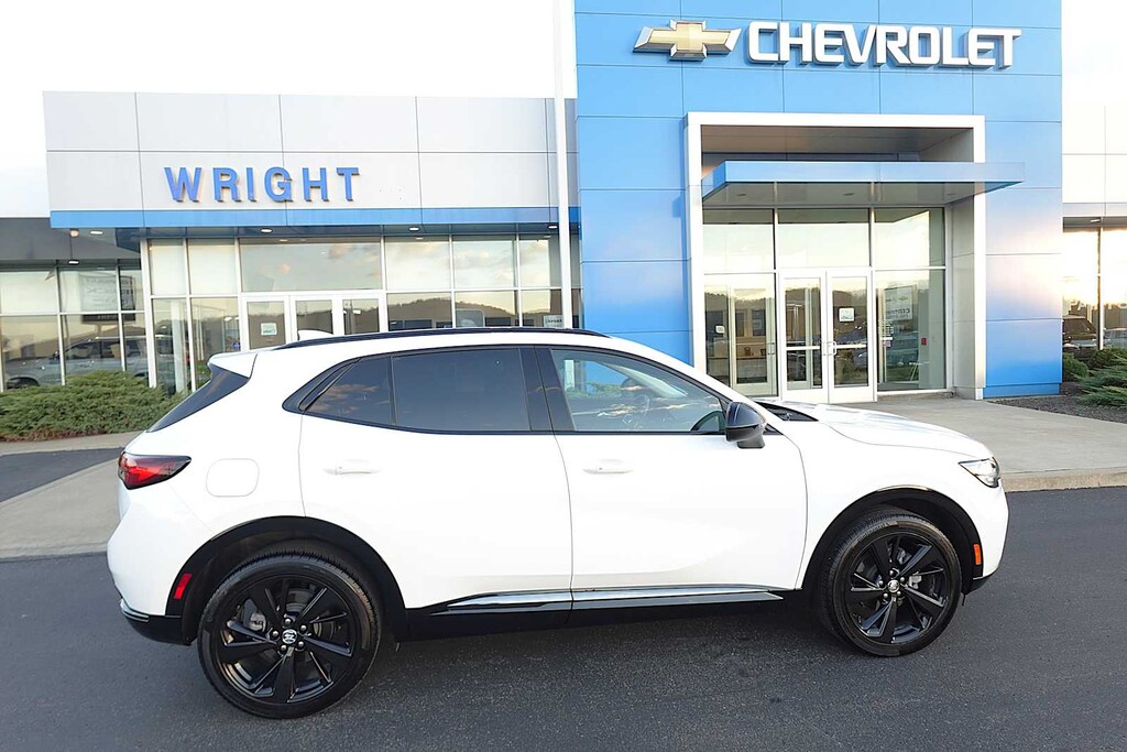 Used 2022 Buick Envision Essence SUV