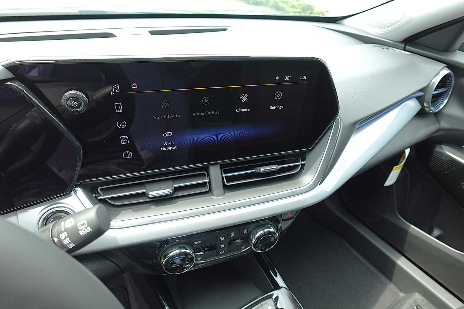 2026 Chevrolet Trax LT - Photo 17