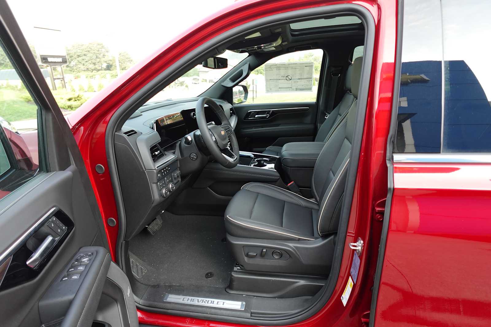 2026 Chevrolet Tahoe Premier - Photo 12
