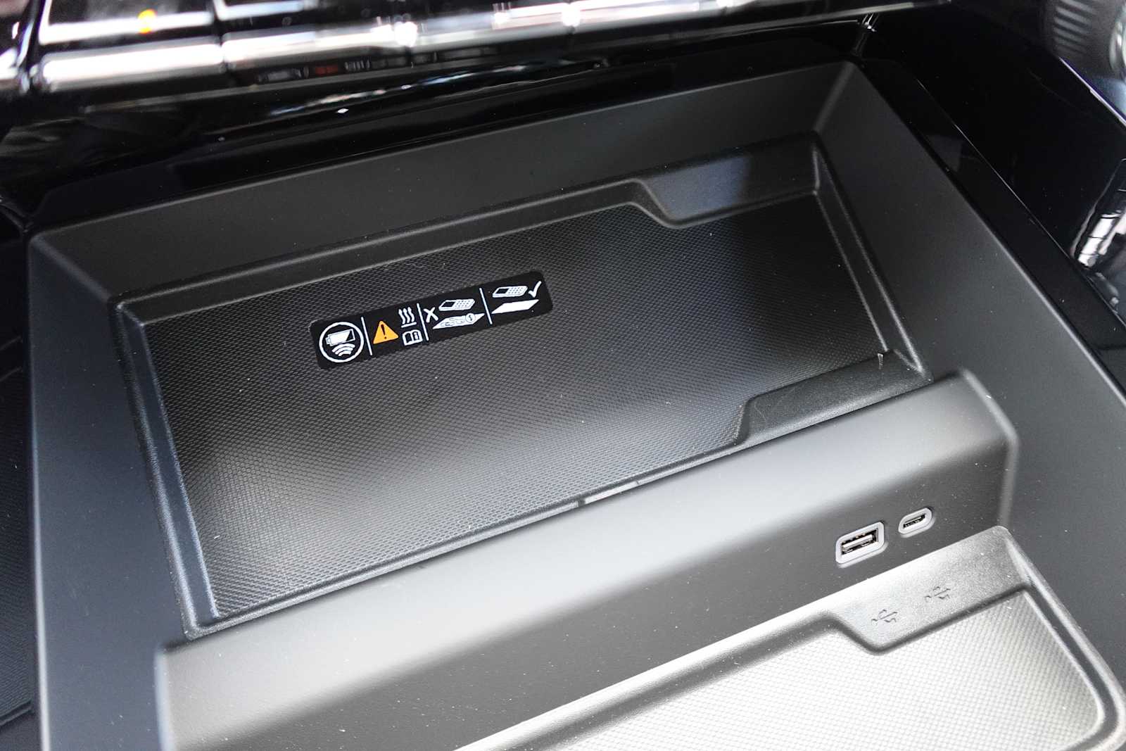 2026 Chevrolet Tahoe Premier - Photo 21