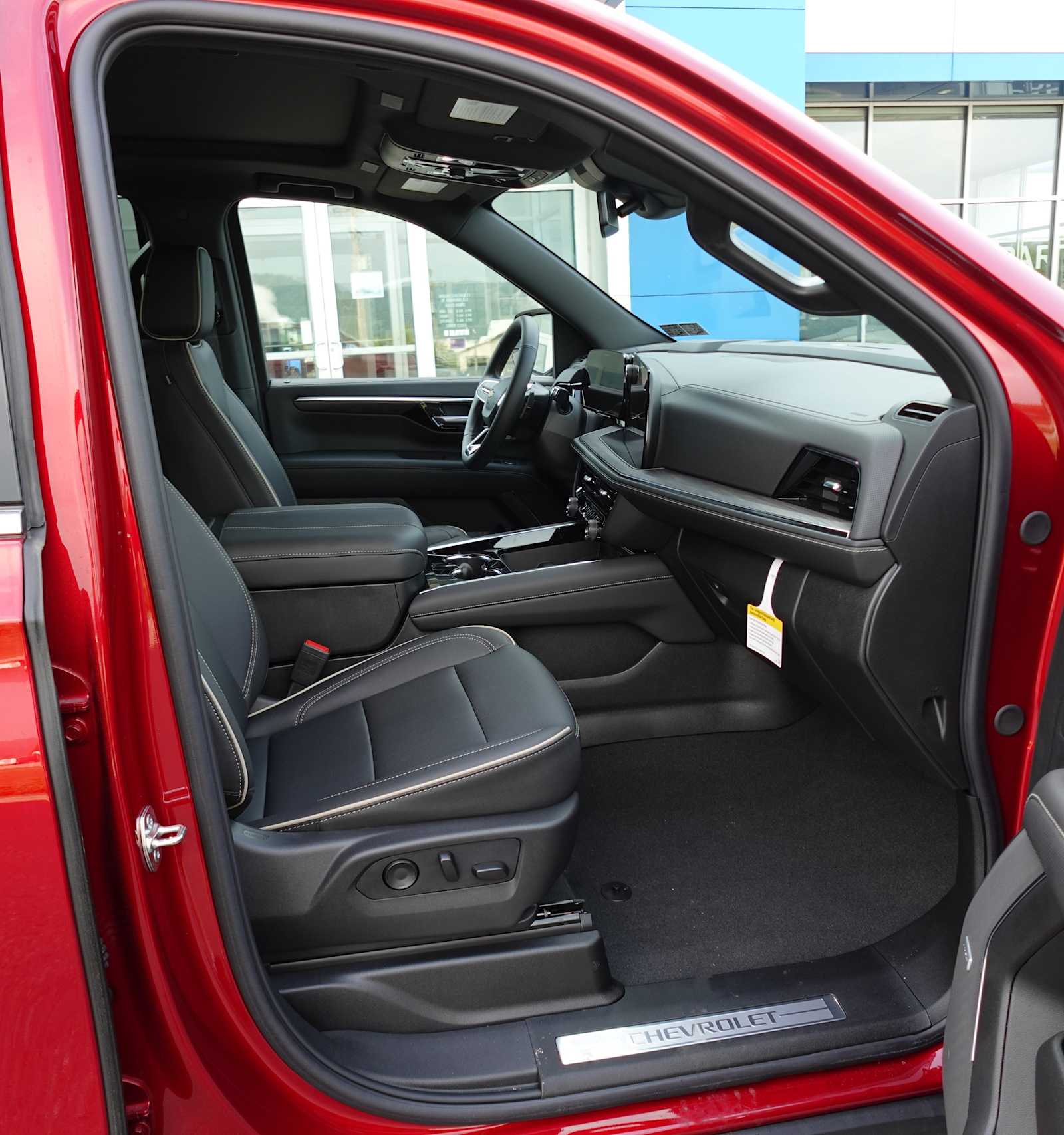 2026 Chevrolet Tahoe Premier - Photo 30