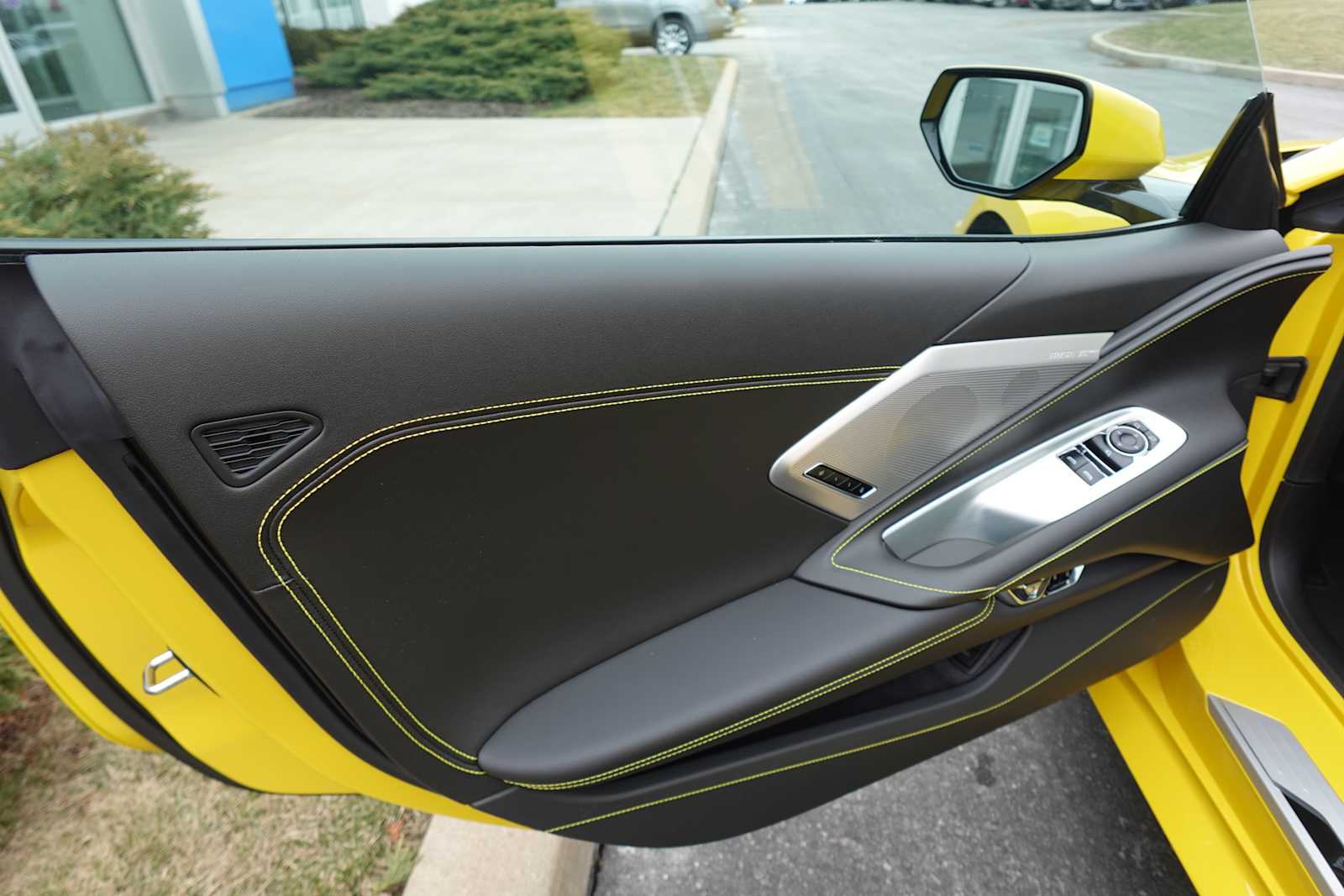 2026 Chevrolet Corvette 2LT - Photo 11