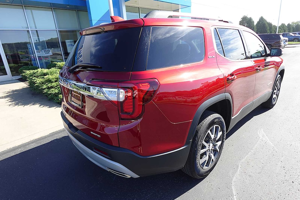 Used 2023 GMC Acadia SLE SUV