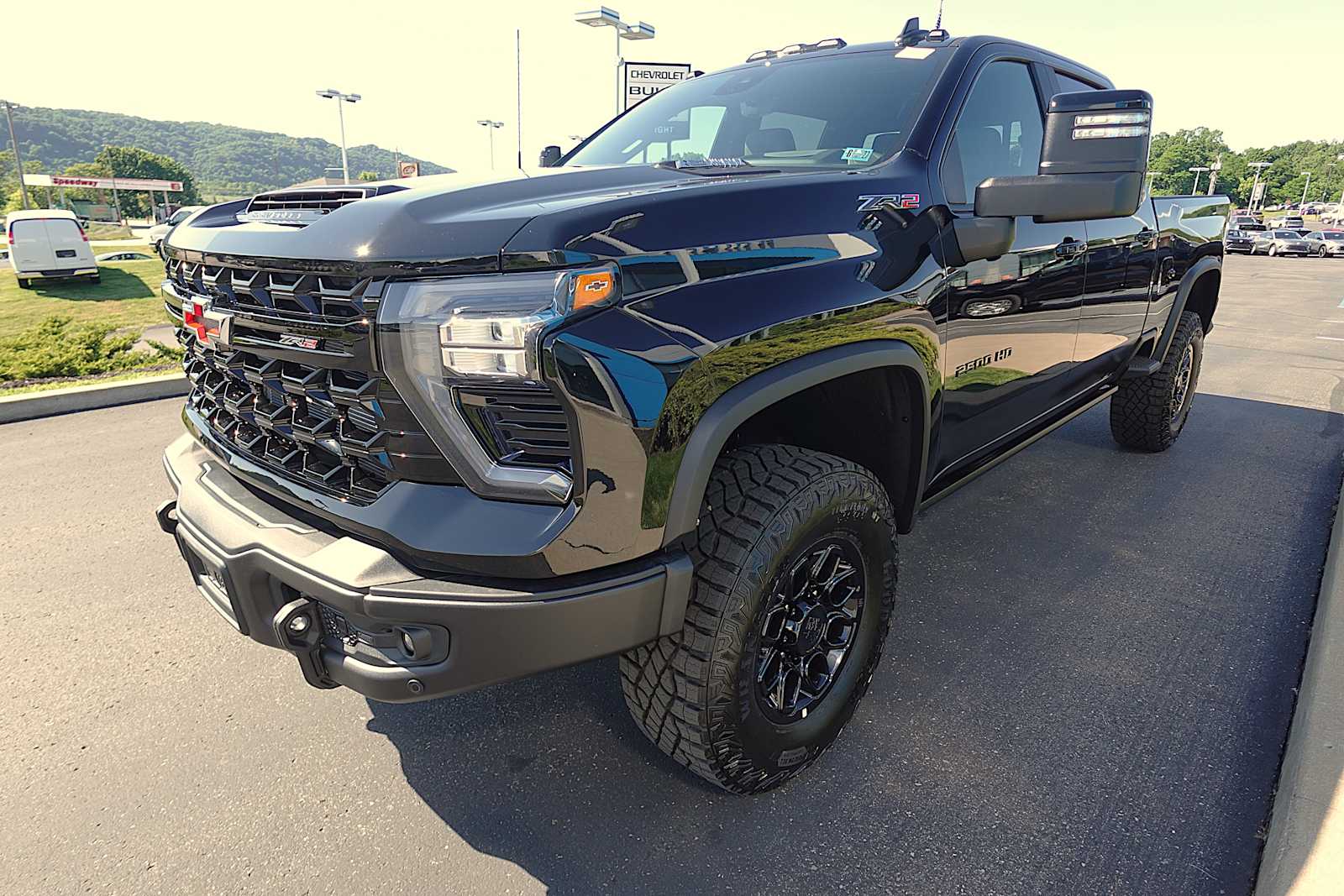 2026 Chevrolet Silverado 2500 HD ZR2 - Photo 9