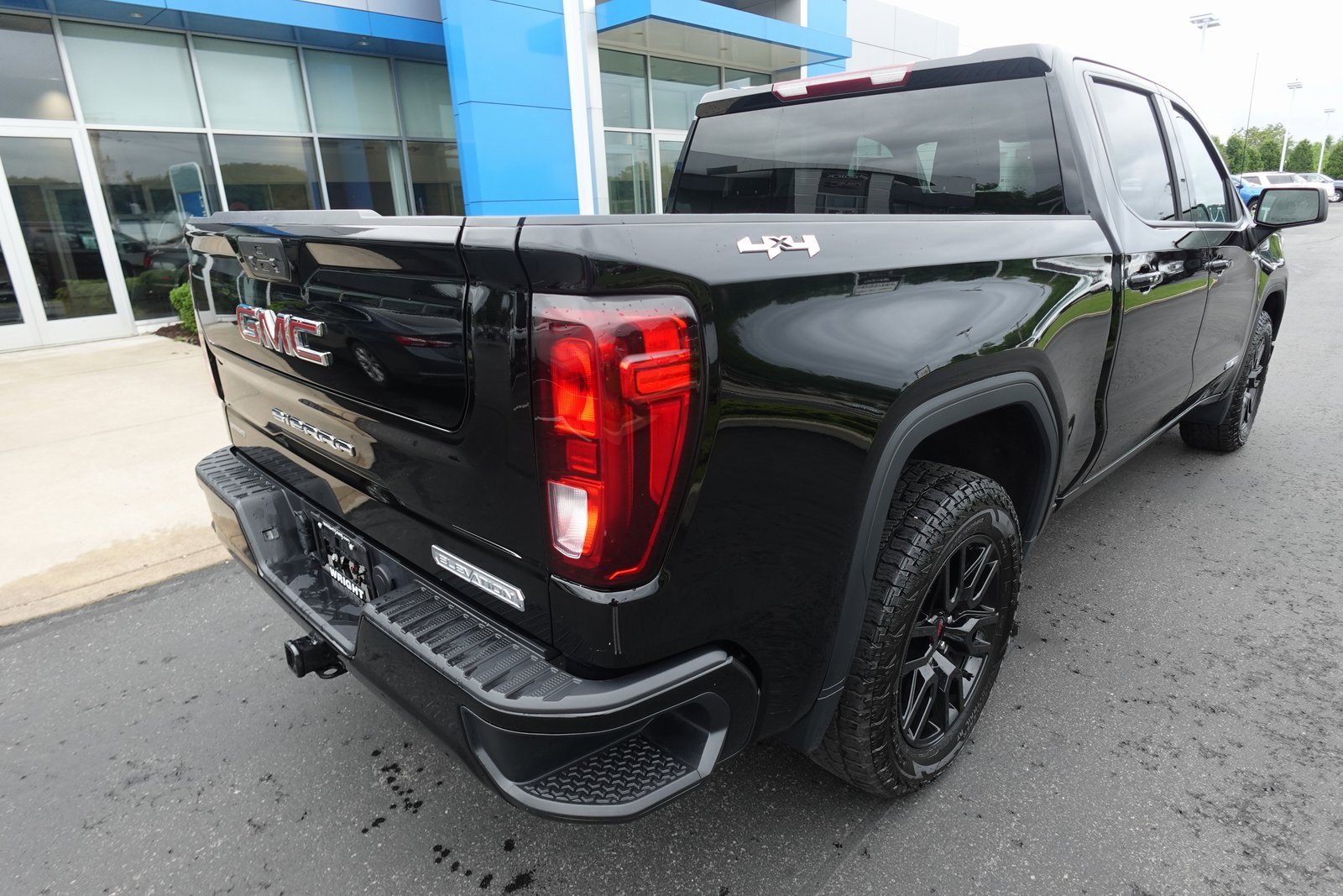 Used 2022 GMC Sierra 1500 Limited Elevation with VIN 3GTU9CED7NG208870 for sale in Baden, PA