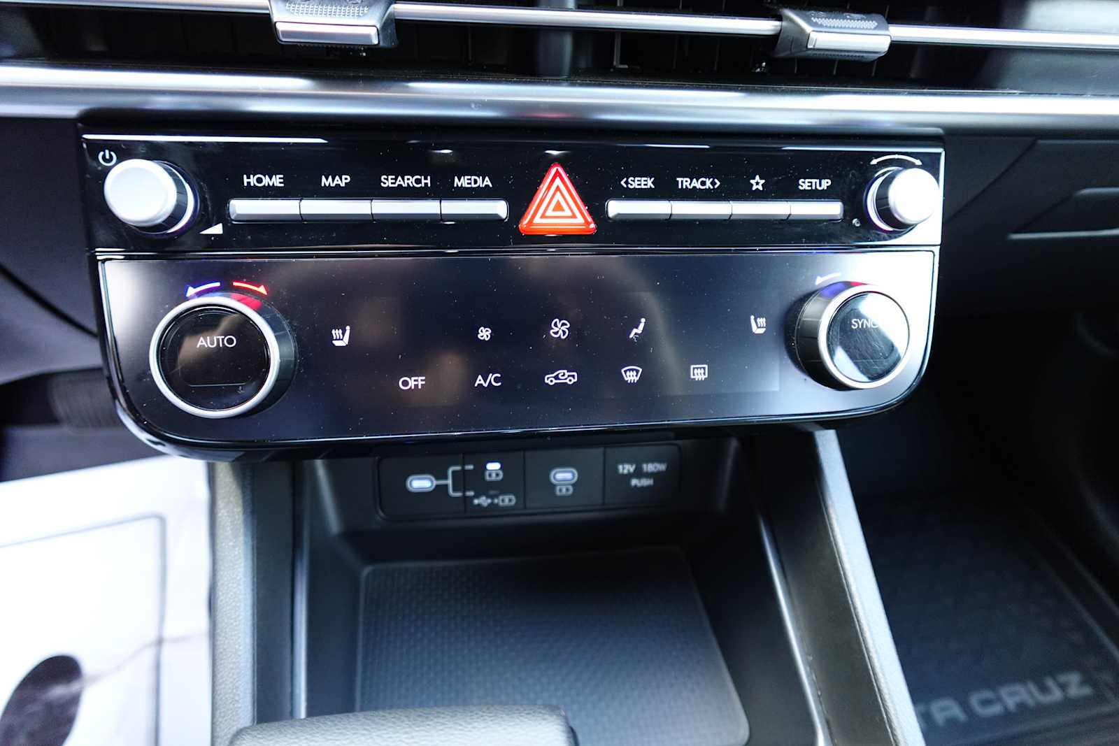 2025 Hyundai Santa Cruz SEL - Photo 25