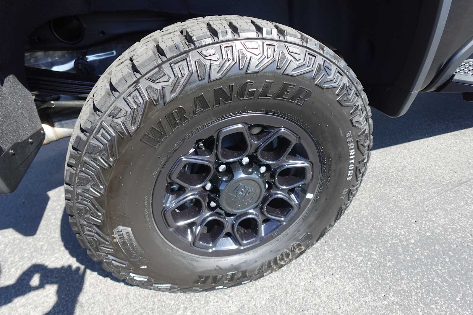2026 Chevrolet Silverado 2500 HD ZR2 - Photo 45